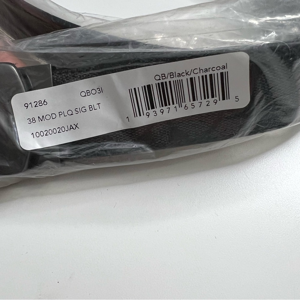 NWT COACH Plaque Buckle Cut To Size Reversible Belt 38 MM Black Charcoal - Picture 3 of 5